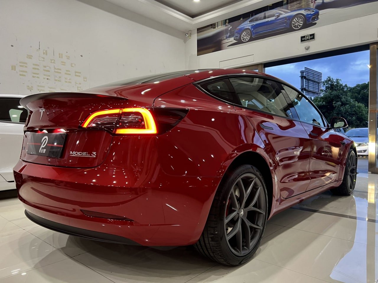 Tesla Модель 3